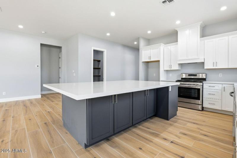 20-web-or-mls-415 S Robert Rd Tempe, AZ