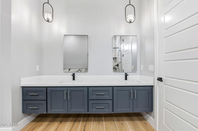 38-web-or-mls-415 S Robert Rd Tempe, AZ