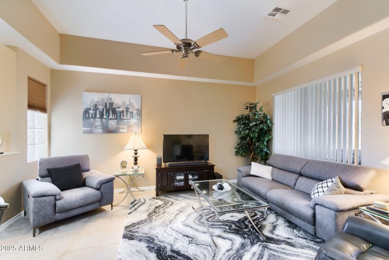 005__4202 E Broadway Rd Unit 69