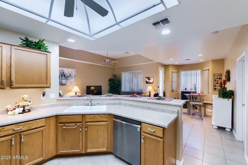 008__4202 E Broadway Rd Unit 69