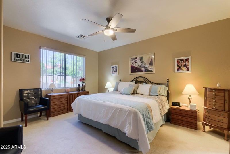 015__4202 E Broadway Rd Unit 69