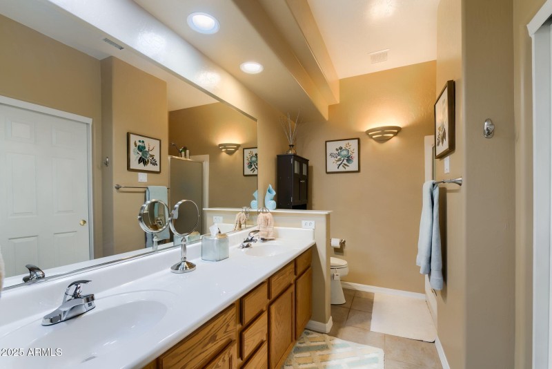 016__4202 E Broadway Rd Unit 69