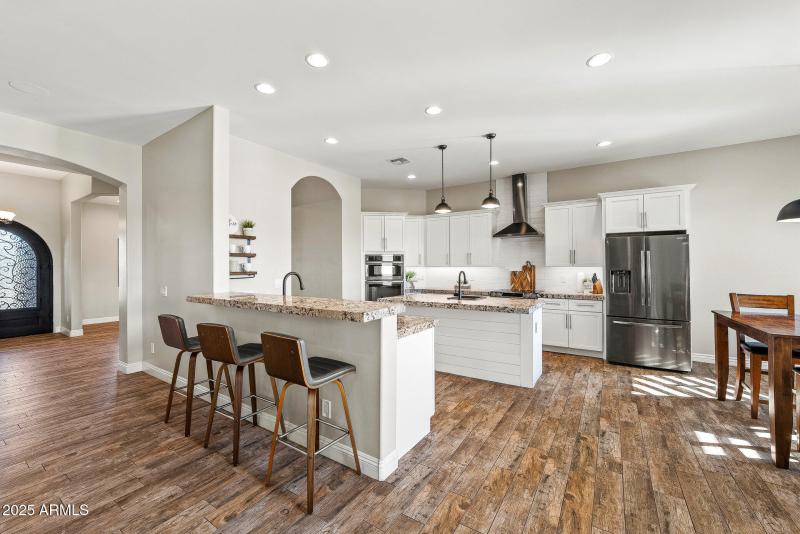 019_south_194th_street-19_750