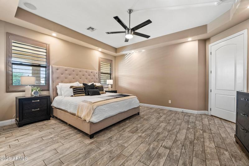 025_south_194th_street-3_477