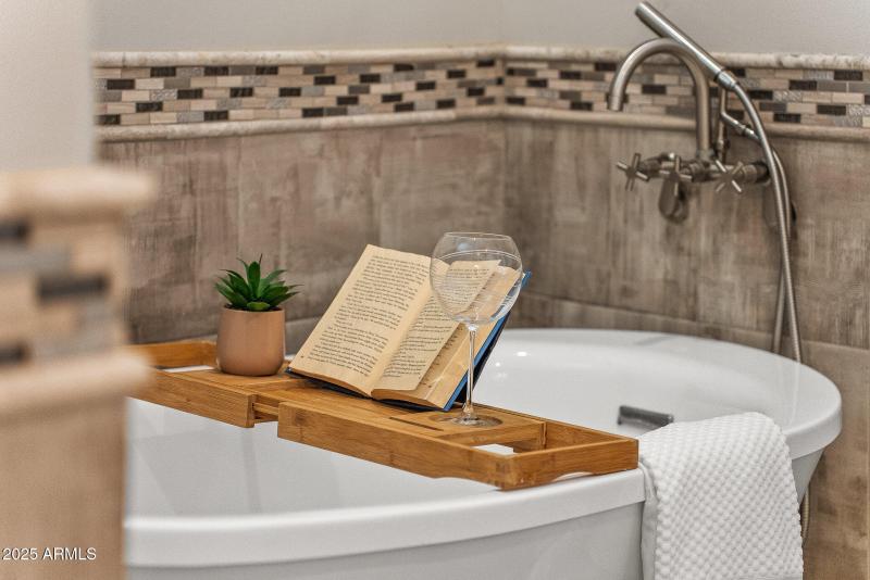 029_south_194th_street-30_6