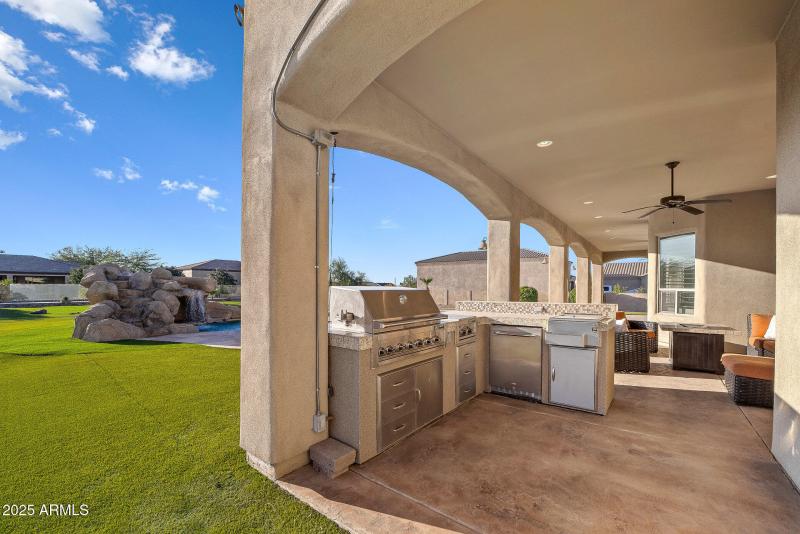 041_south_194th_street-35_792