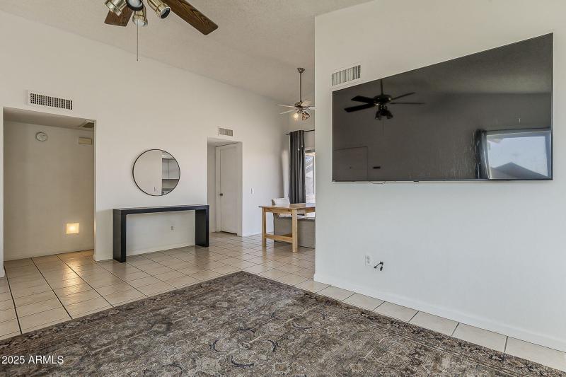 12-web-or-mls-Northview-12