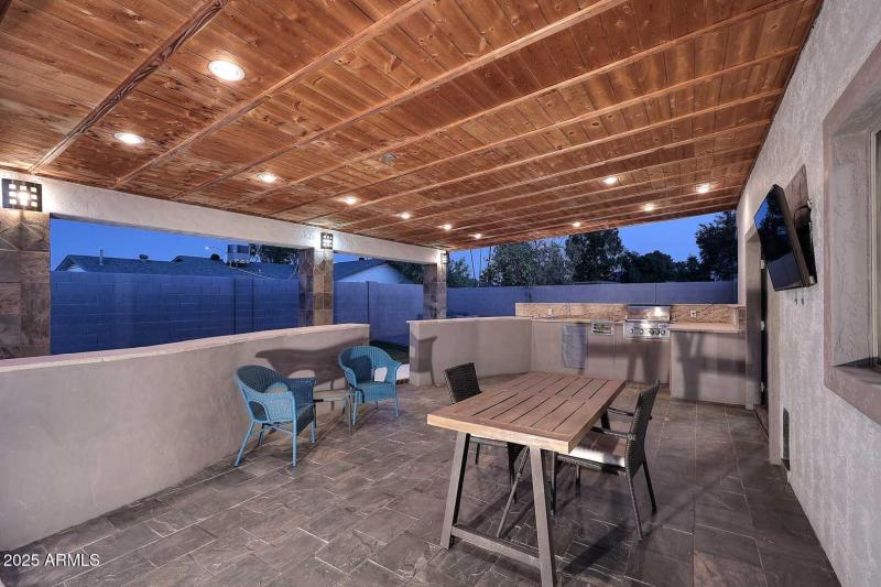Night-Covered Patio2