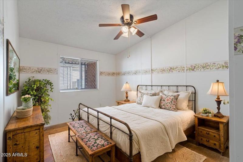 Virtual Staging Guest bed 1