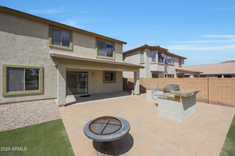 Backyrd Bar B Q Island