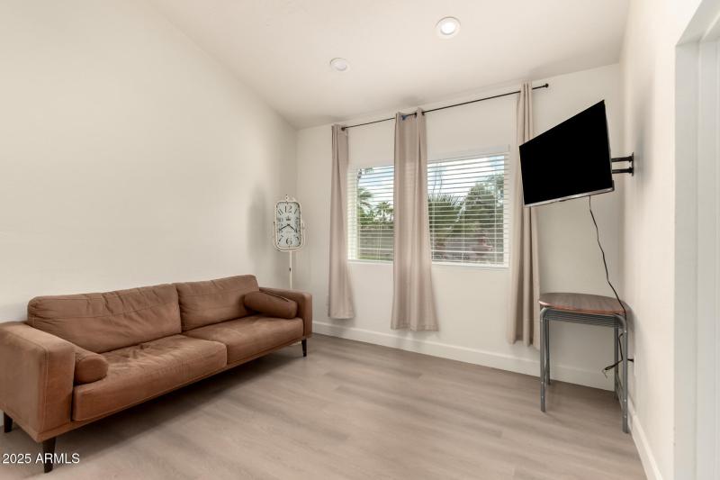 15 - Bloomfield 5529