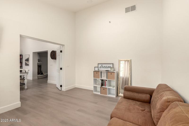 16 - Bloomfield 5529