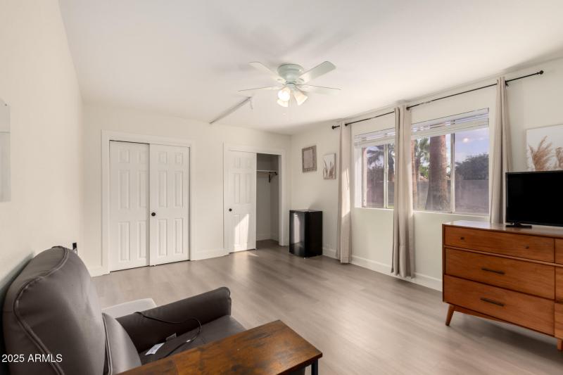 38 - Bloomfield 5529