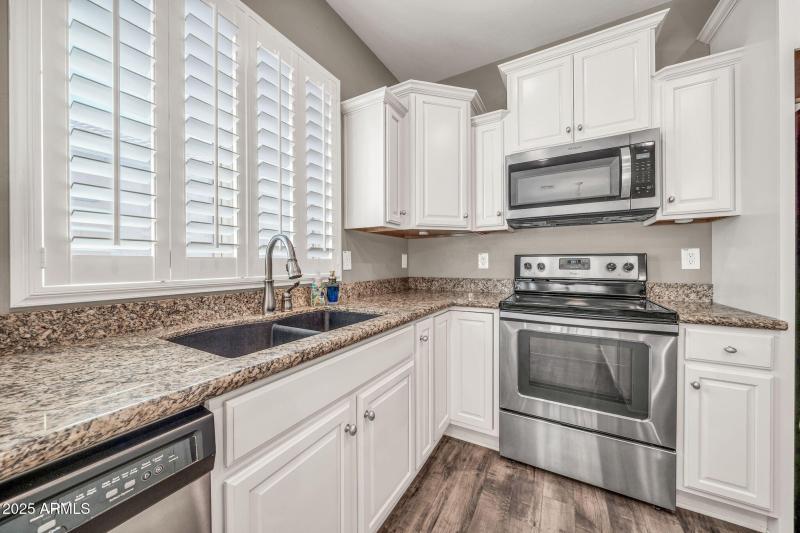 23624 W Harrison Dr-11