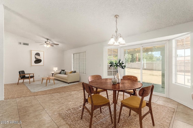 D92581D8-73EC-44C4-BF35-DE30AFAEC4A4