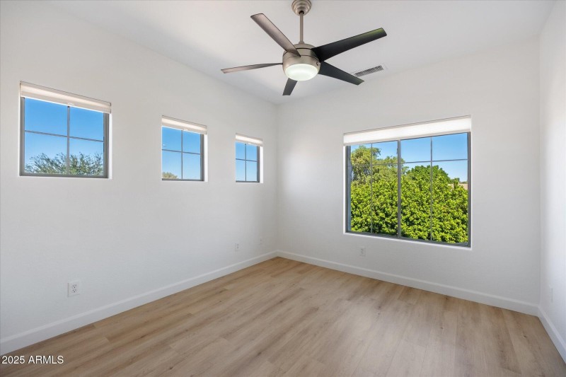 Bedroom 2 (upstairs)
