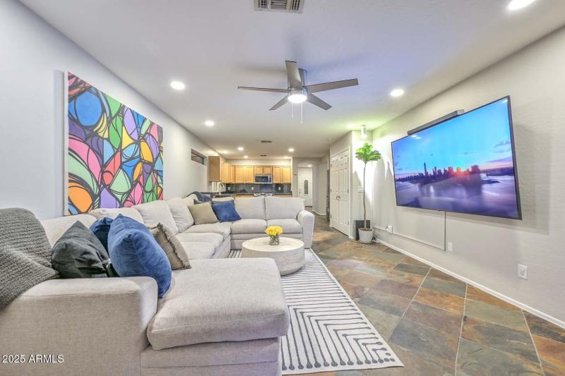 Night-Family Room-Kitchen