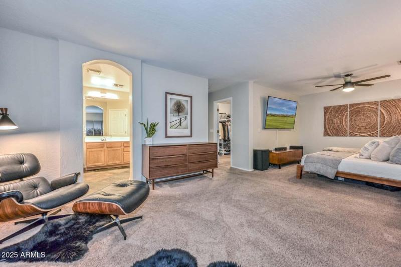 Primary Bedroom-Bath