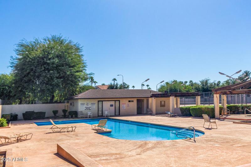 Community Pool, Spa, & Tennis Court