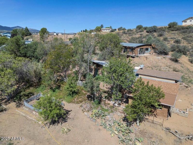 035_37webormlsTimberCreekImagery33