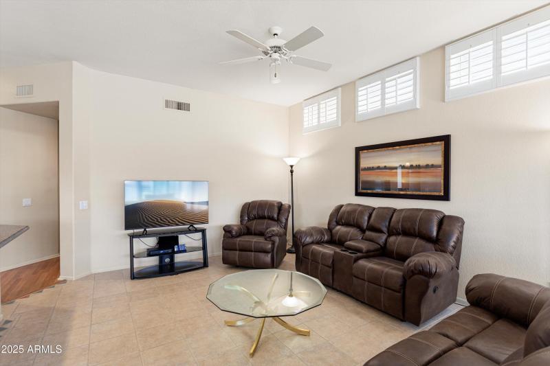 16-Large Family Room