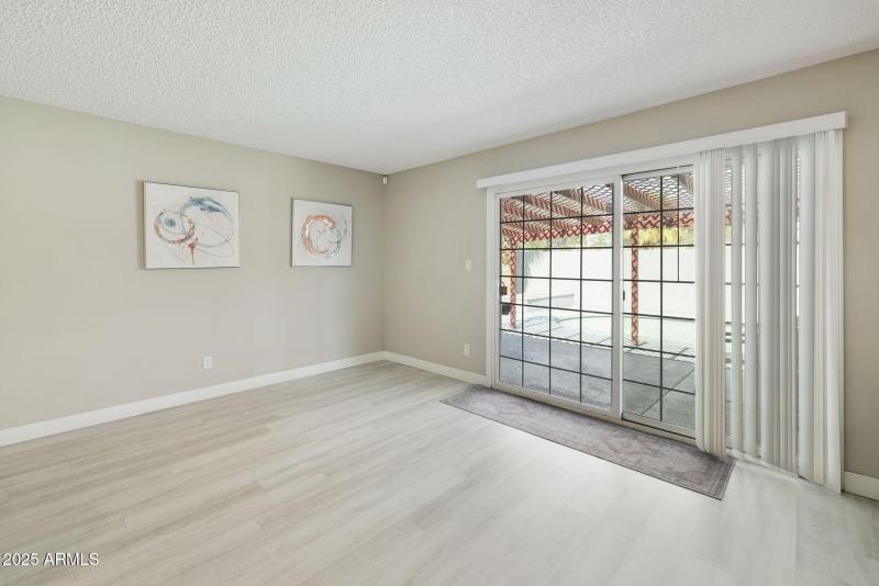 25-web-or-mls-_tm_2220-_tm_2224