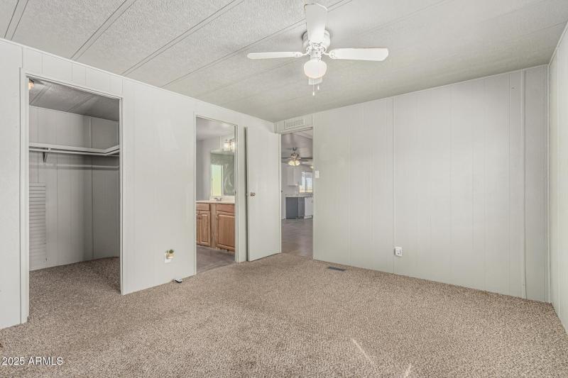 guest - primary en suite