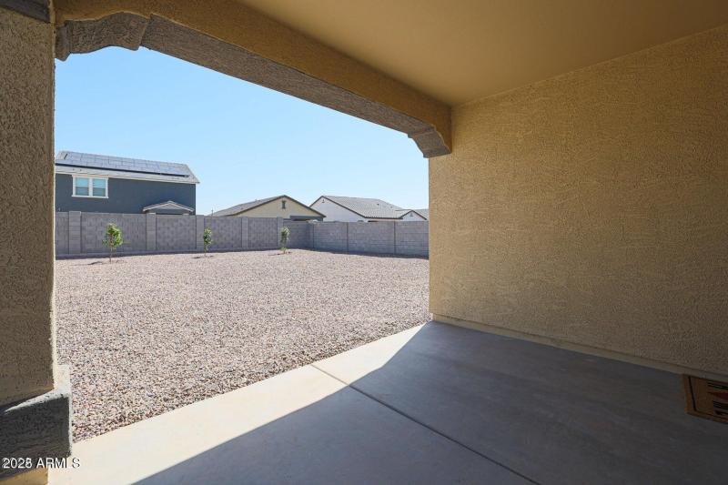 20220420232746817361000000-o