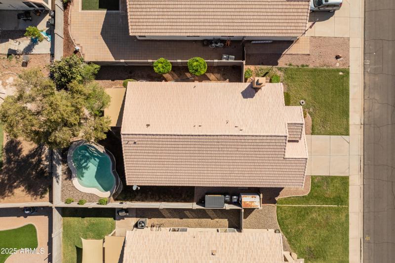 1046 W Tremaine Ave (aerial)-6