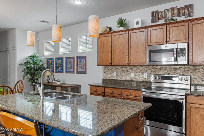 3478 E Constitution Dr-14