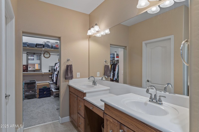 3478 E Constitution Dr-27