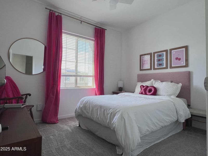 1e1dd77b-700e-4efc-8bb2-4a84622e36f0