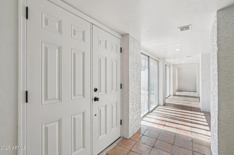 5-web-or-mls-S River Dr-S0910-005