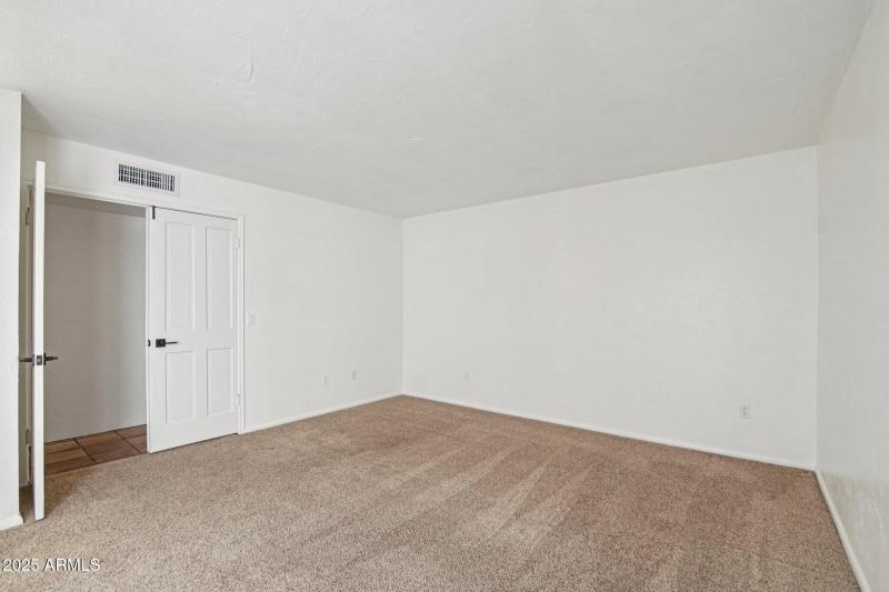 24-web-or-mls-S River Dr-S0910-024