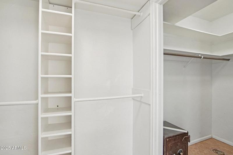 27-web-or-mls-S River Dr-S0910-027