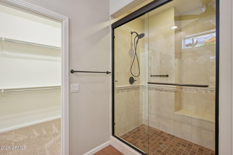 31-web-or-mls-N 163rd Dr-S0910-031