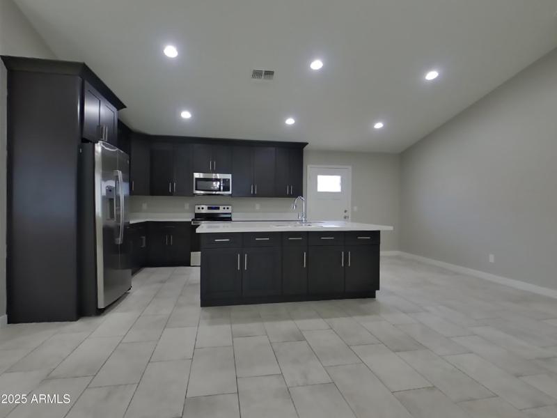 5_pc_mKABGspT96_FpXfOibYIx_other_room_IC