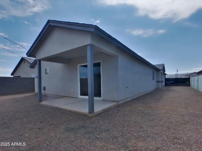 17_pc_KaOTaBCENM_6uCdCIKbhT_center_0