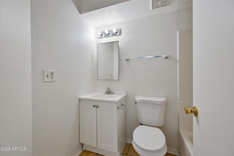 15-10802N16A1-ocupix