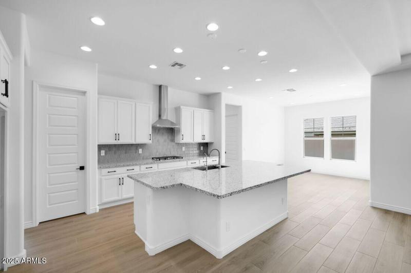 hj-az-phoenix-aloravita-south-summit-pal