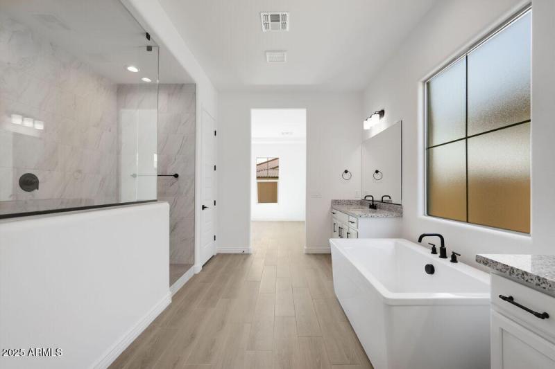 hj-az-phoenix-aloravita-south-summit-pal