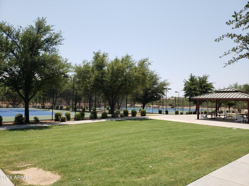 Tennis Courts, Courtyard W Awning