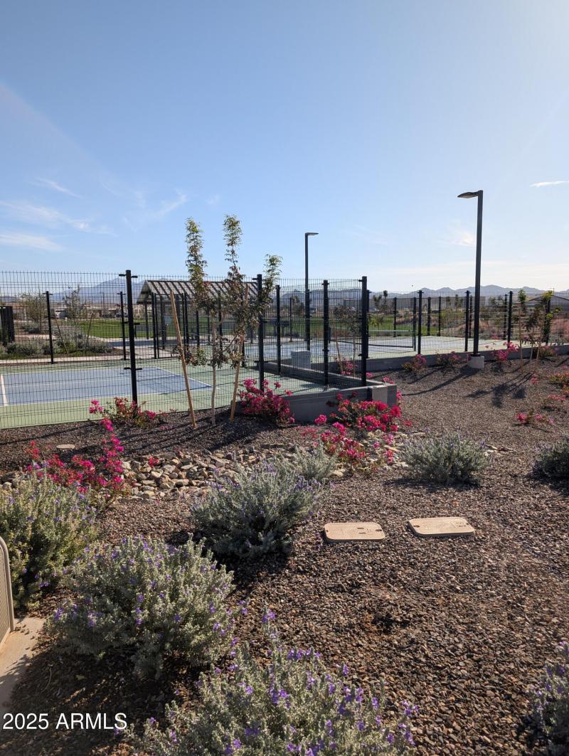 0f361d79-63ea-488d-8cec-a65576122cc2-1_a