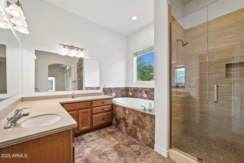 023_south_183rd_place-36_935