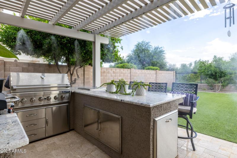 Outdoor Kitchen 2