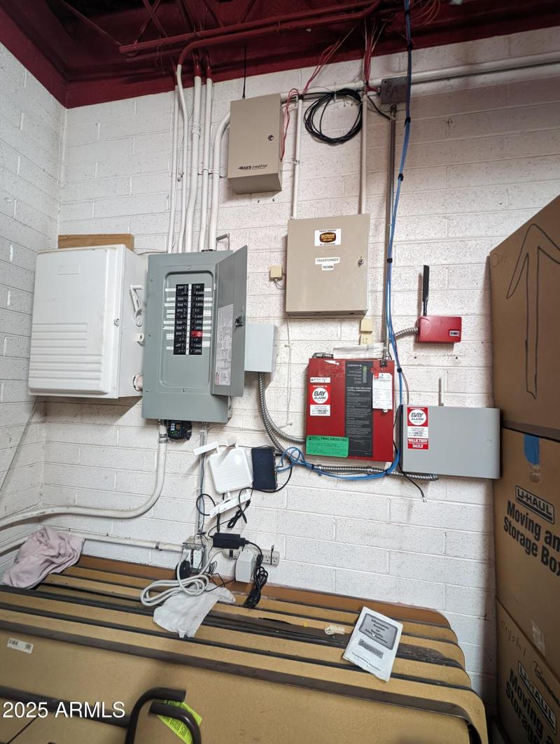 PXL_20240209_202541893.MP