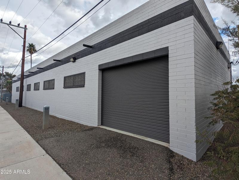 PXL_20240209_202857370.MP