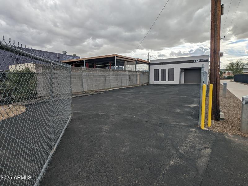 PXL_20240209_202743530.MP