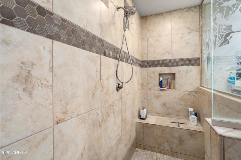 34-26534 W Abraham Ln