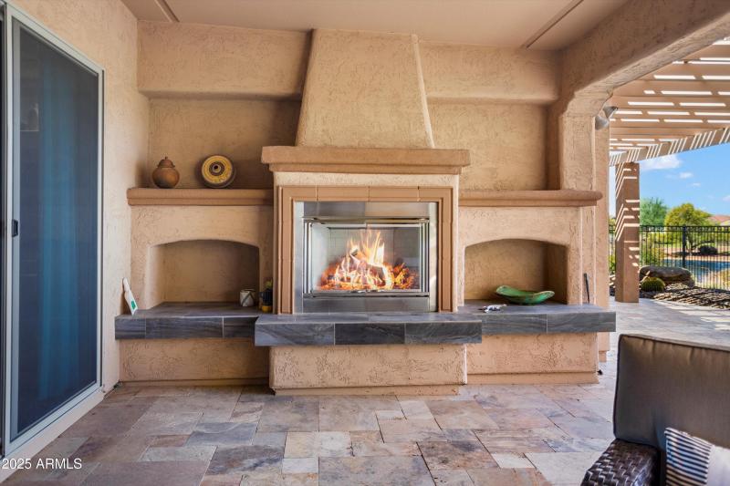 45-26534 W Abraham Ln